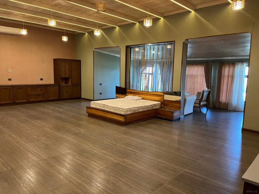 Kirayə verilir 8 otaqlı həyət evi 800 m²