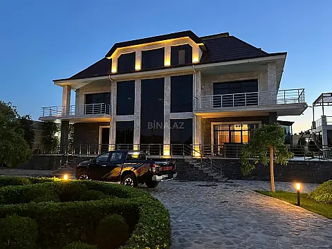 Kirayə verilir 8 otaqlı həyət evi 800 m²