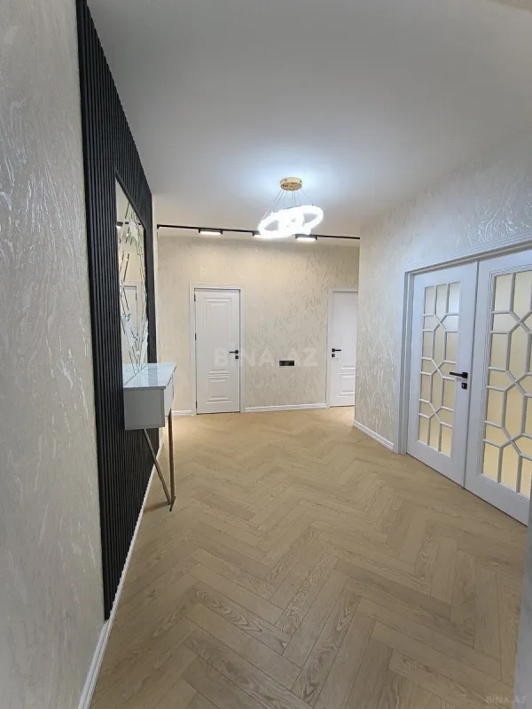 Satılır 2 otaqlı mənzil 90 m²