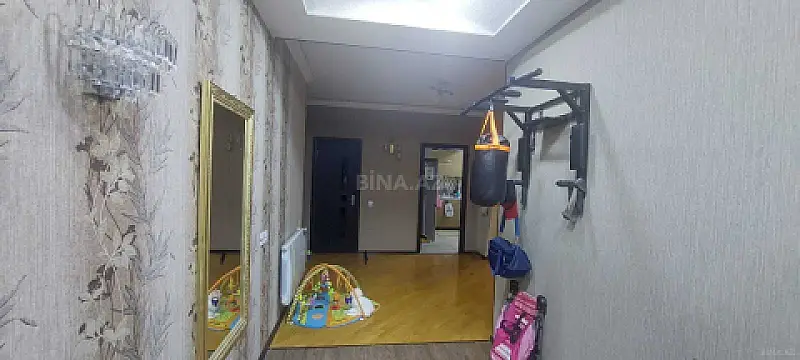 Satılır 3 otaqlı mənzil 117 m²