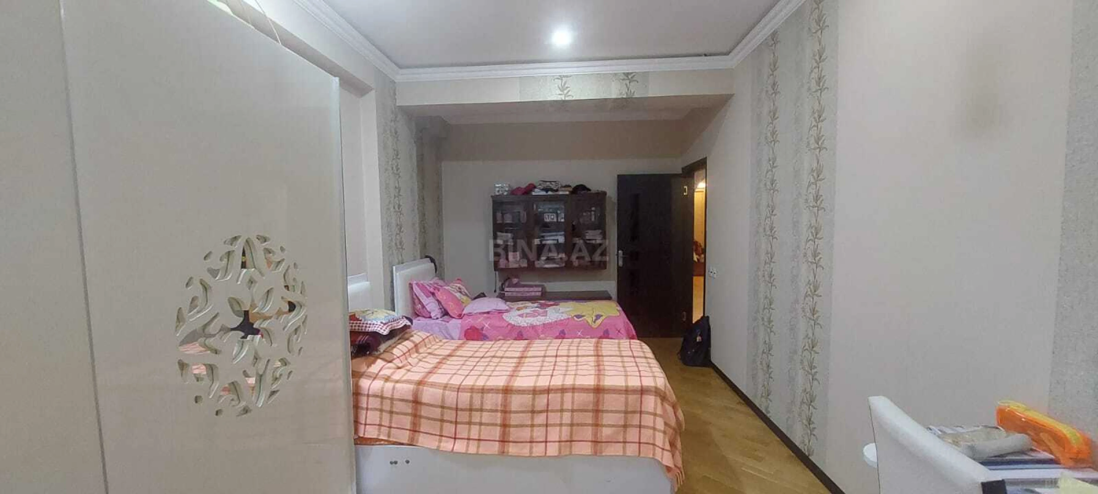 Satılır 3 otaqlı mənzil 117 m²
