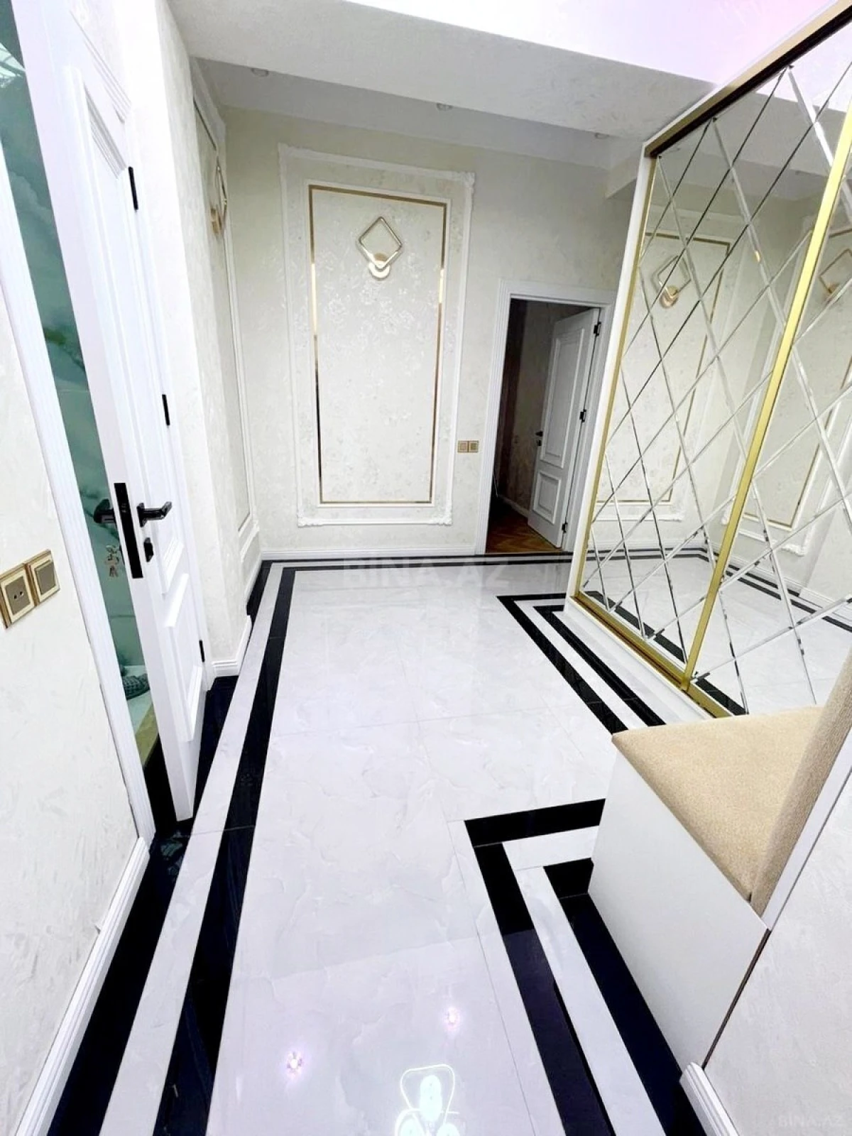 Satılır 3 otaqlı mənzil 90 m²