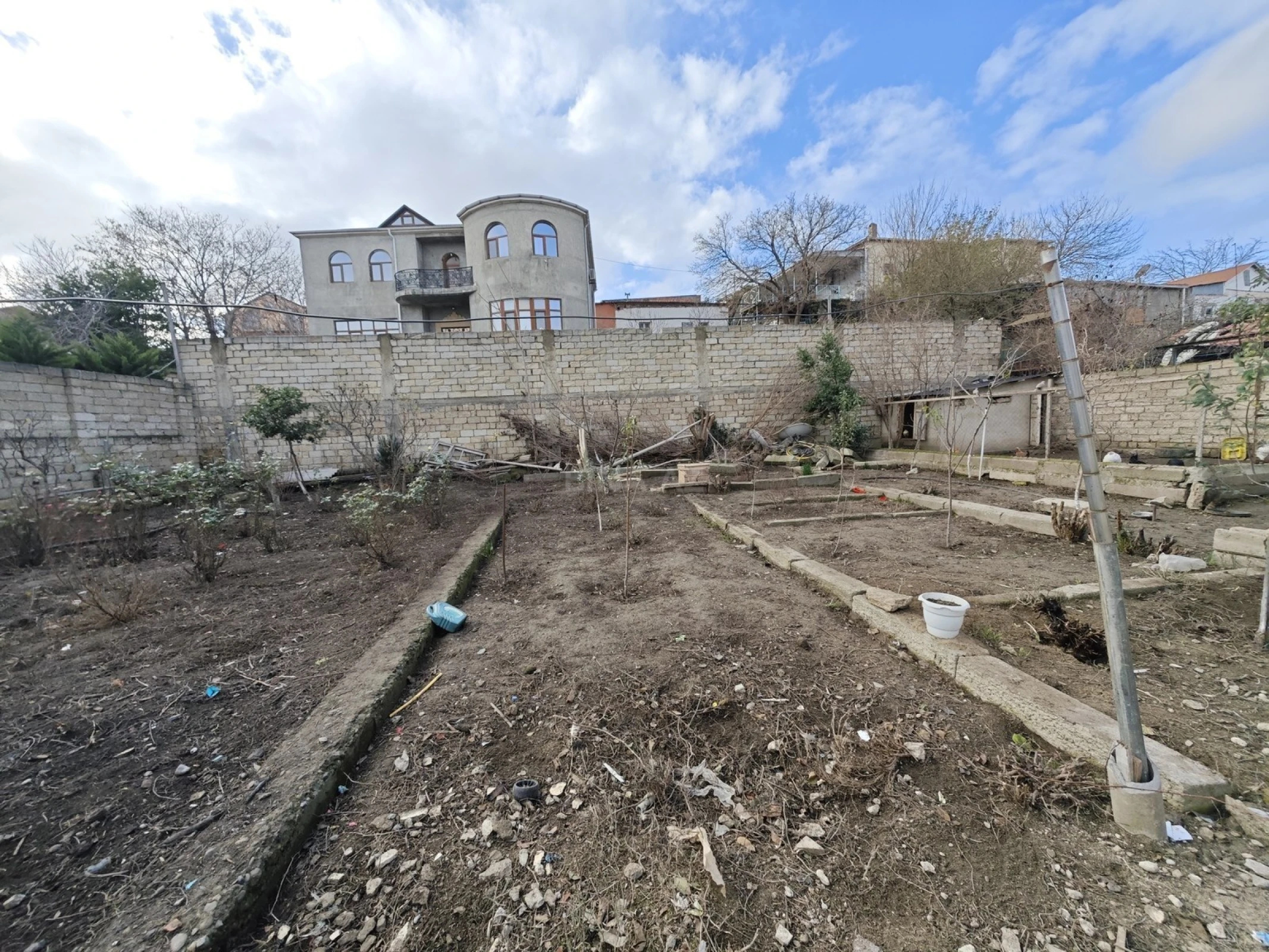 Satılır torpaq sahəsi 3.5 m²