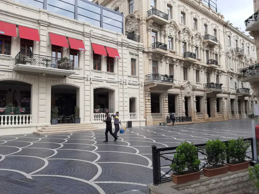 Kirayə verilir 2 otaqlı mənzil 60 m²