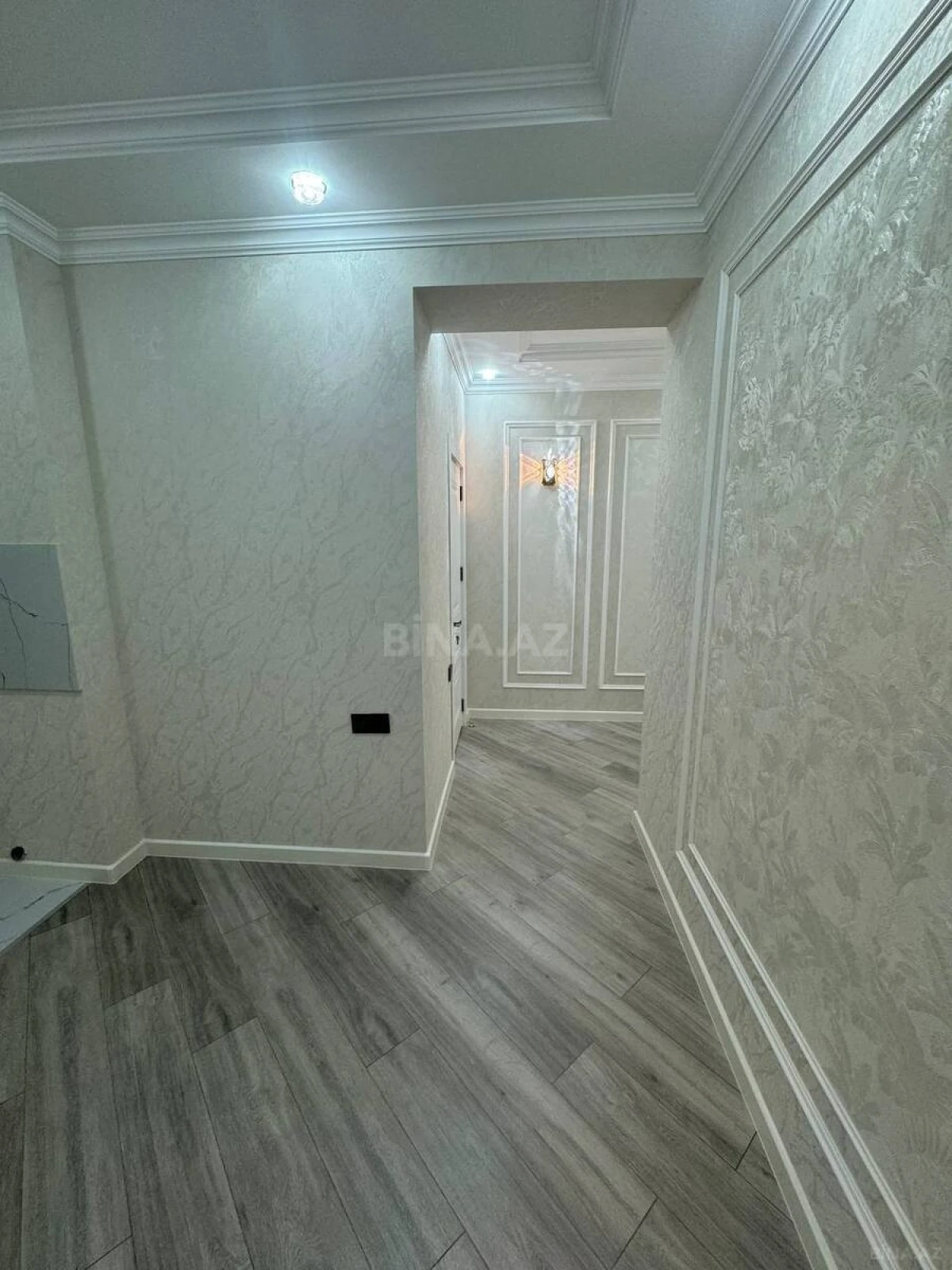 Satılır 2 otaqlı mənzil 55 m²