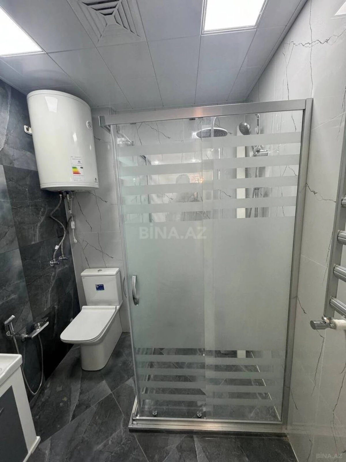 Satılır 2 otaqlı mənzil 55 m²