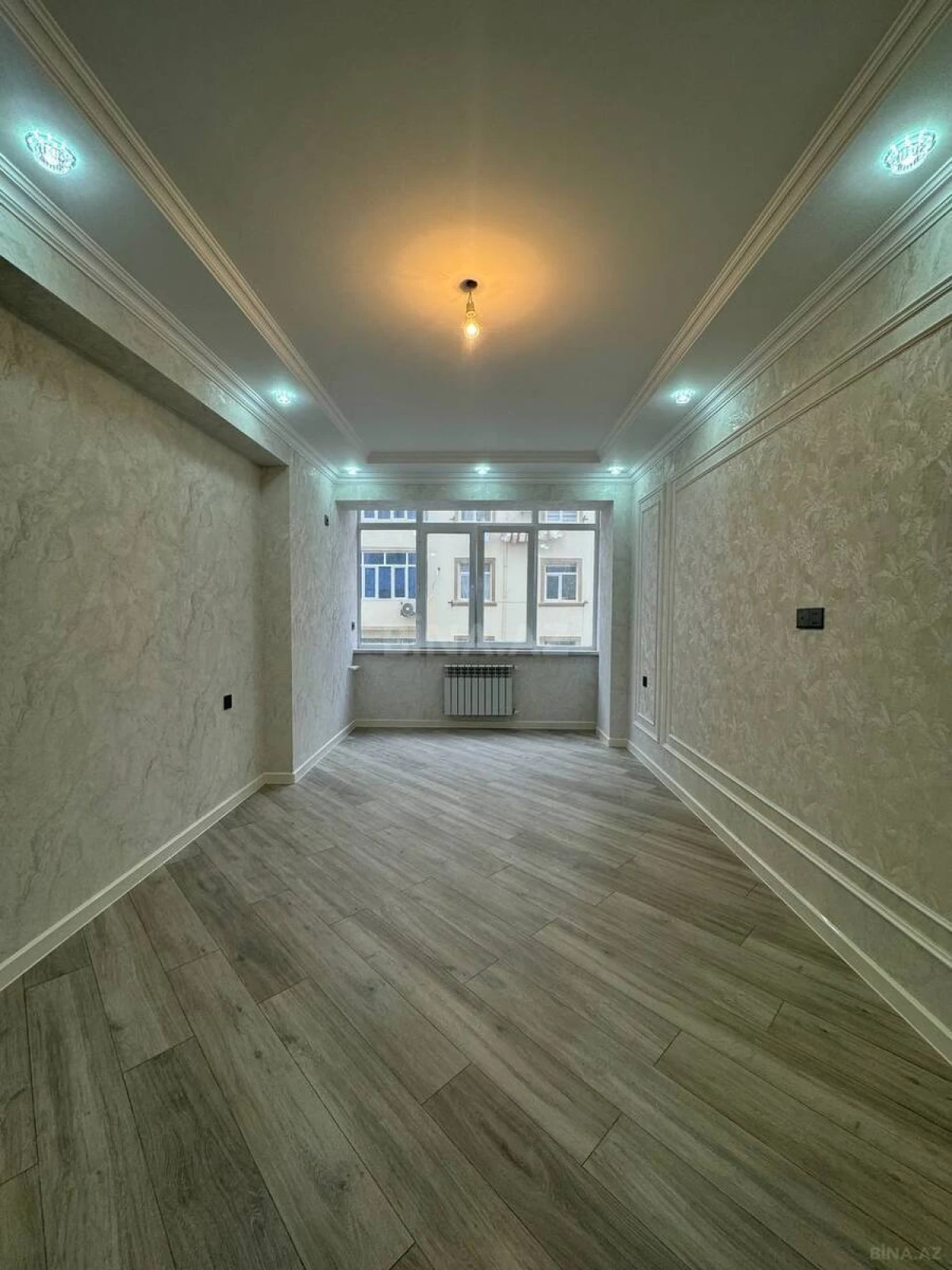 Satılır 2 otaqlı mənzil 55 m²