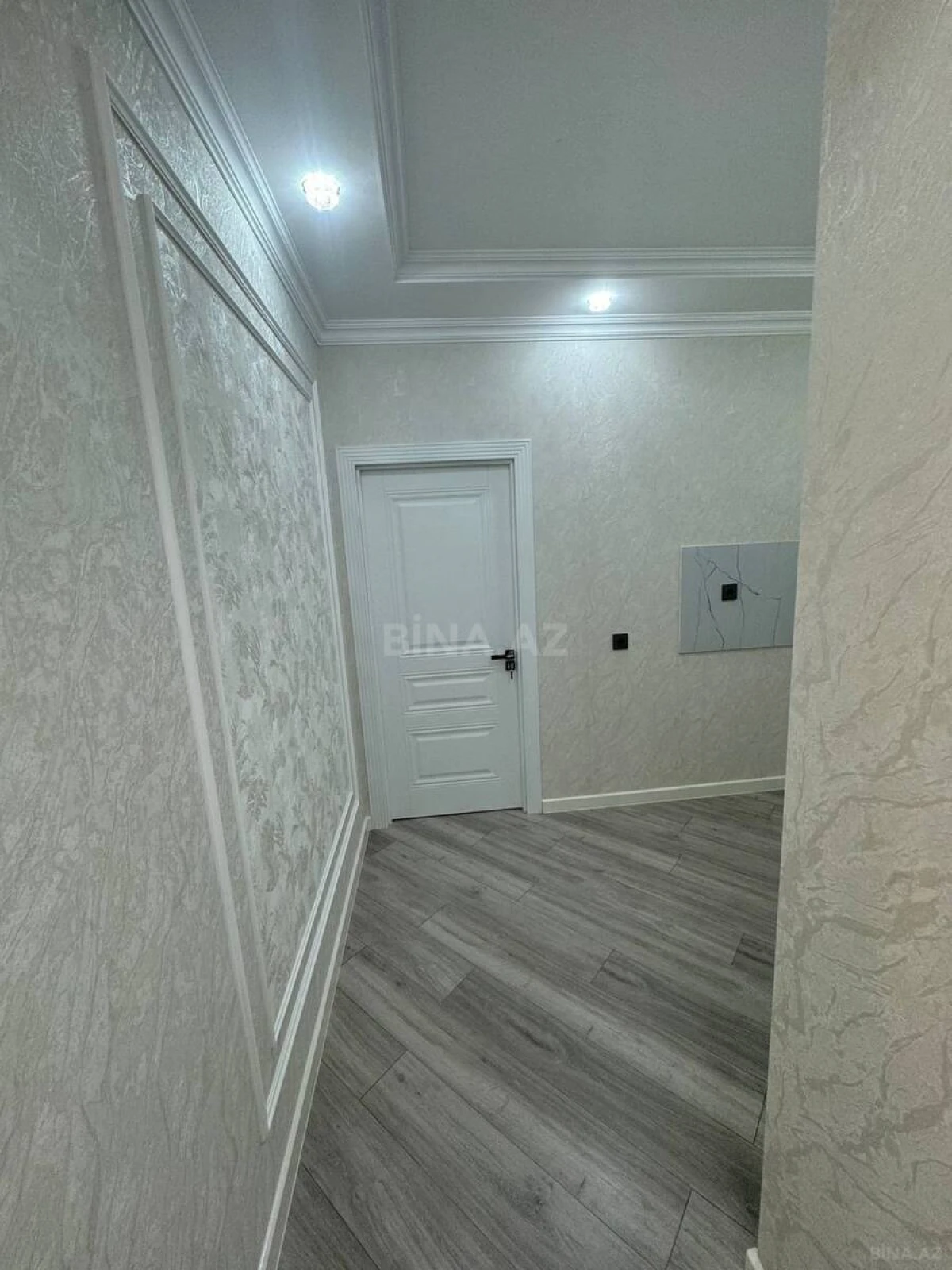 Satılır 2 otaqlı mənzil 55 m²