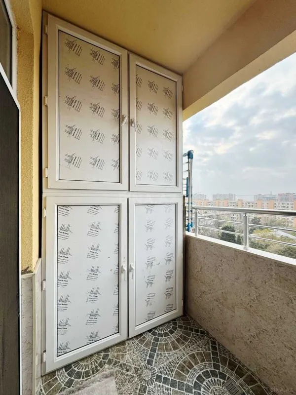 Satılır 2 otaqlı mənzil 71 m²