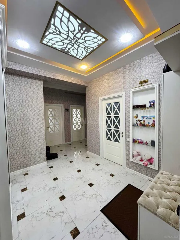 Satılır 2 otaqlı mənzil 71 m²