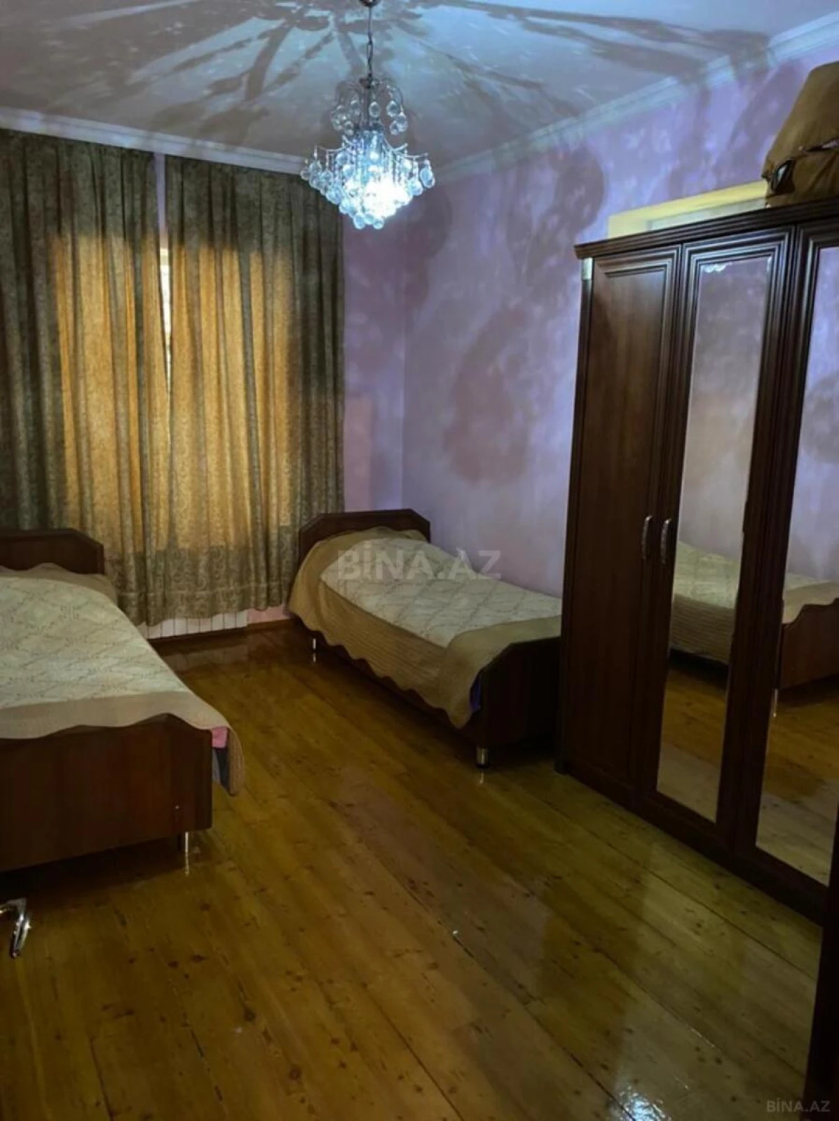 Satılır 7 otaqlı həyət evi 250 m²