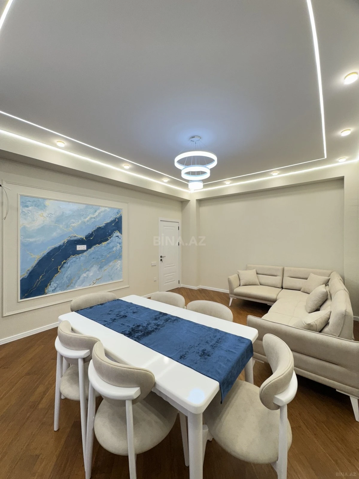 Satılır 2 otaqlı mənzil 69 m²