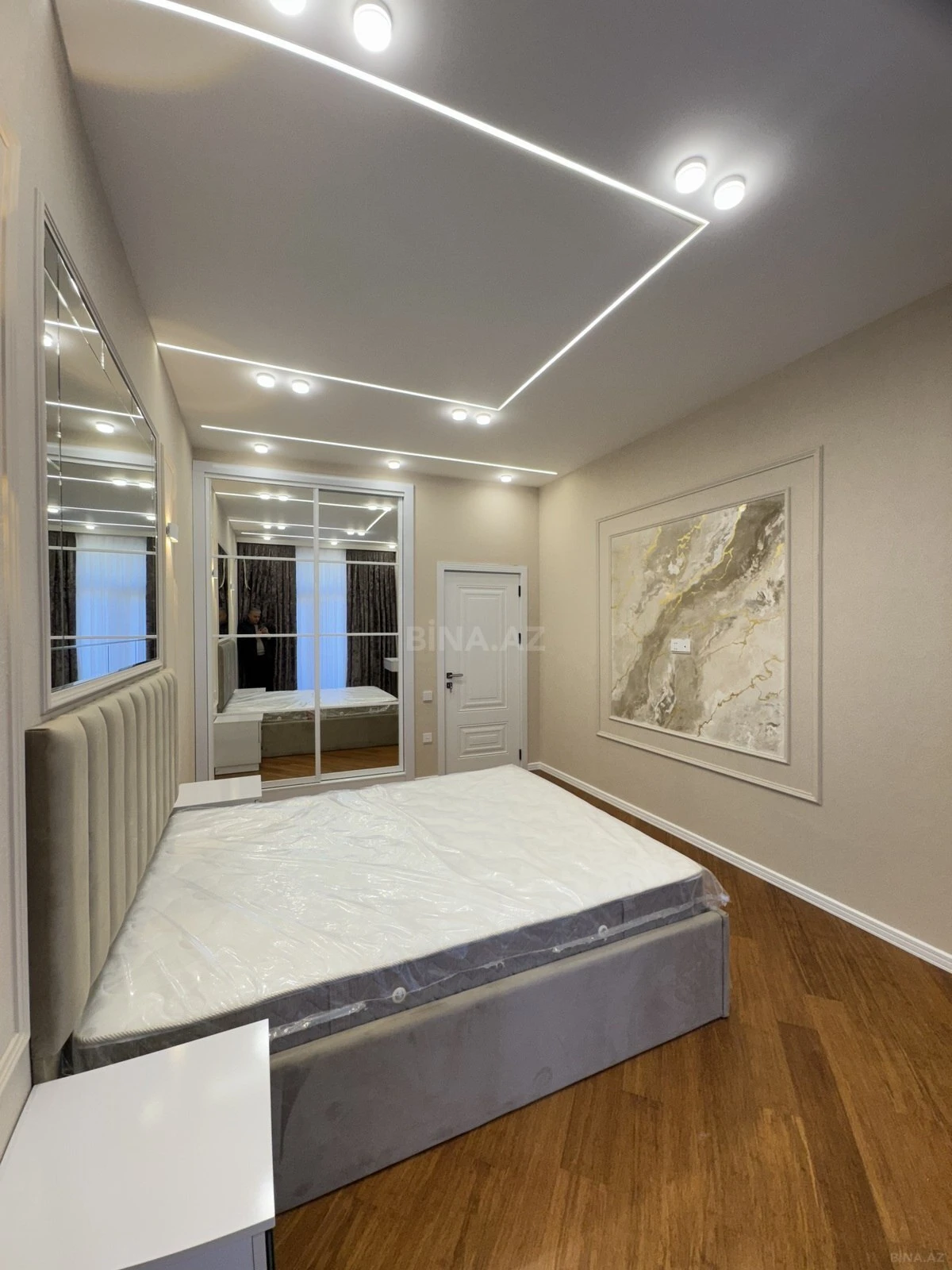 Satılır 2 otaqlı mənzil 69 m²