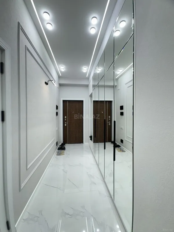 Satılır 2 otaqlı mənzil 69 m²