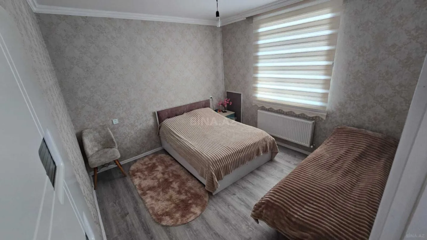 Satılır 5 otaqlı həyət evi 135 m²
