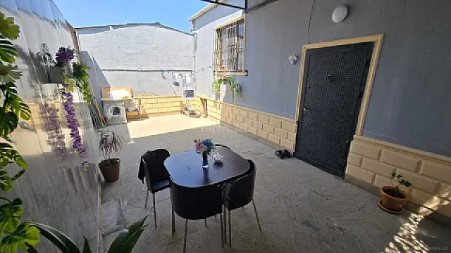 Satılır 5 otaqlı həyət evi 135 m²