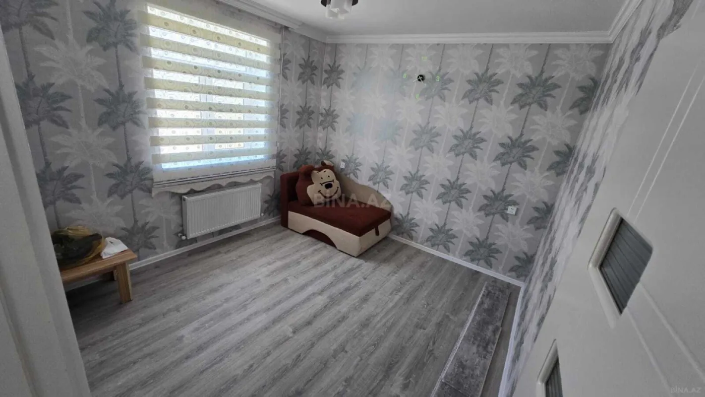 Satılır 5 otaqlı həyət evi 135 m²