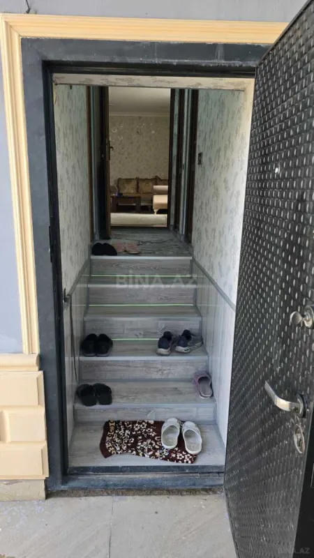 Satılır 5 otaqlı həyət evi 135 m²