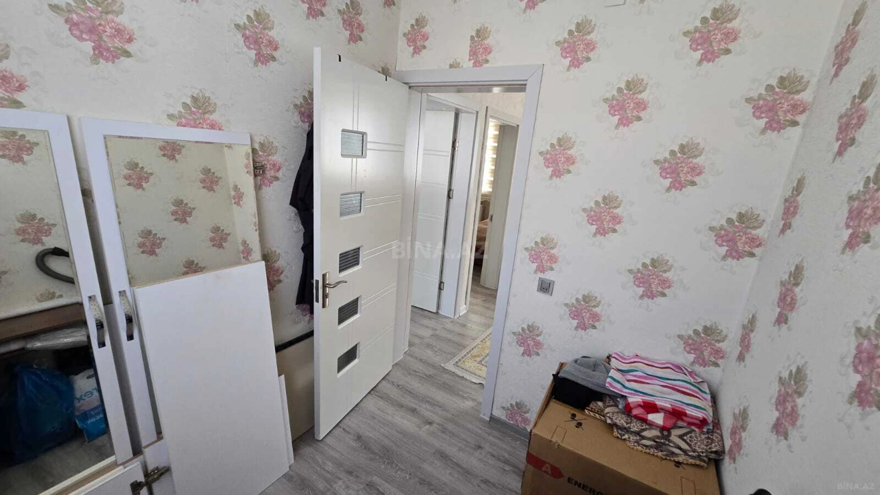 Satılır 5 otaqlı həyət evi 135 m²