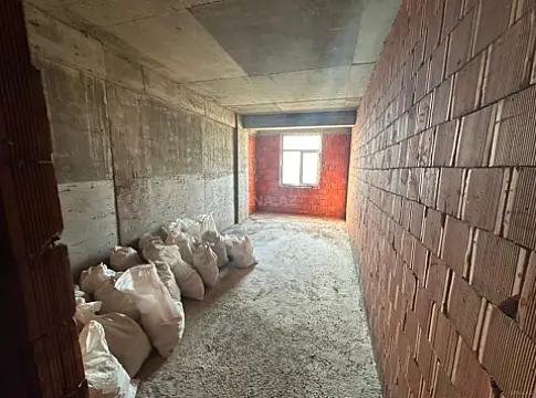 Satılır 2 otaqlı mənzil 100 m²