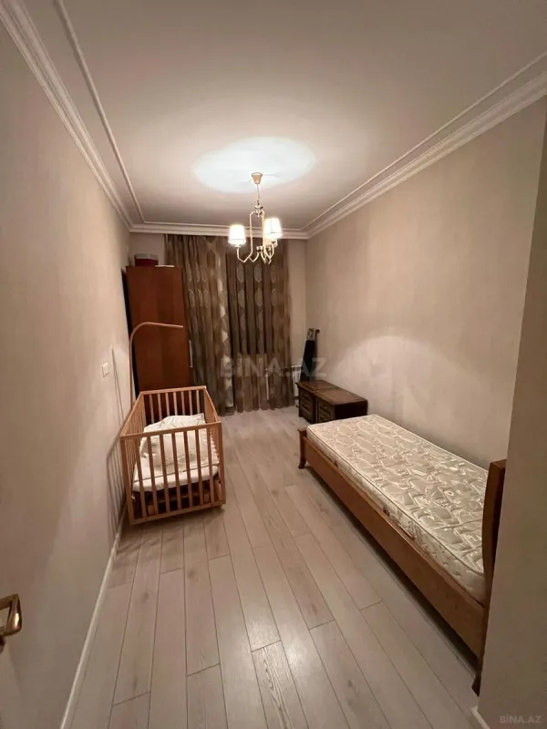 Kirayə verilir 3 otaqlı mənzil 110 m²