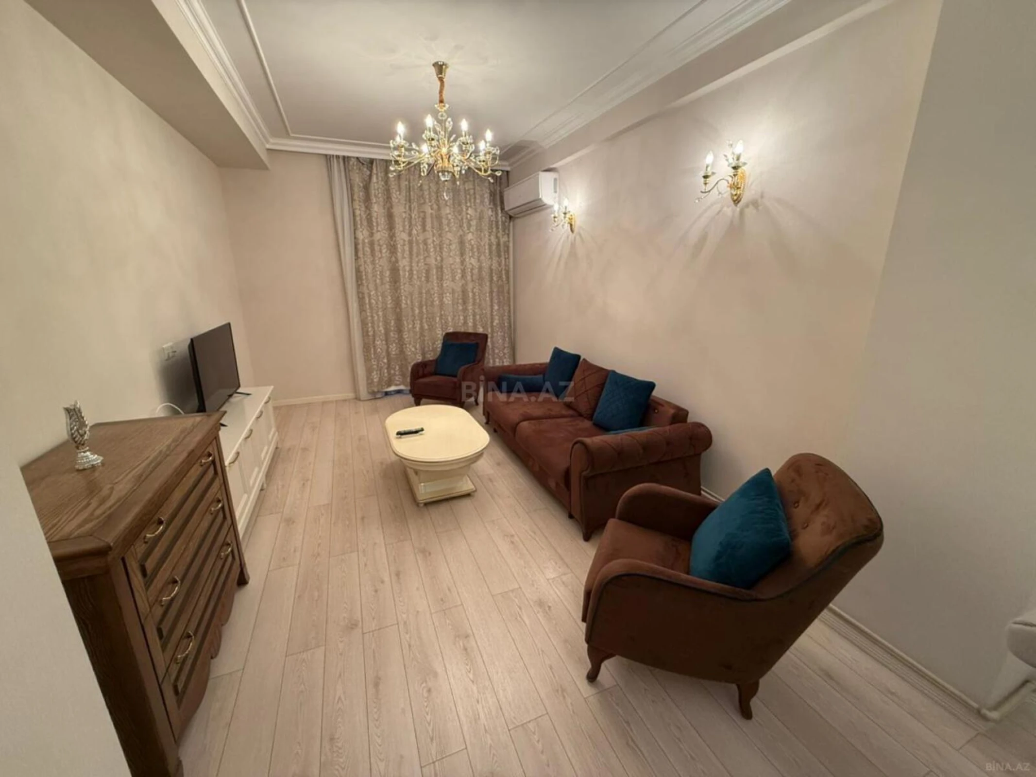 Kirayə verilir 3 otaqlı mənzil 110 m²
