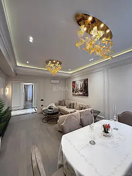 Satılır 4 otaqlı mənzil 140 m²