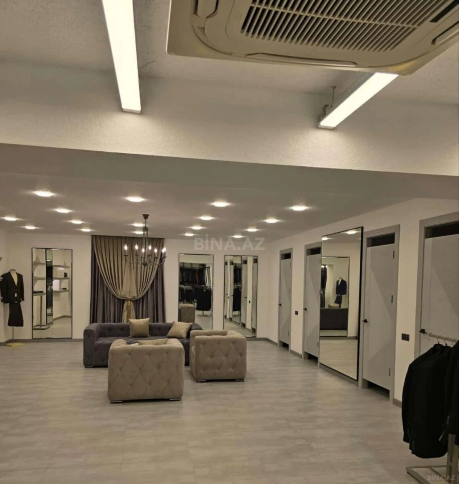 Satılır obyekt 1000 m²