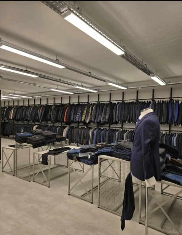 Satılır obyekt 1000 m²