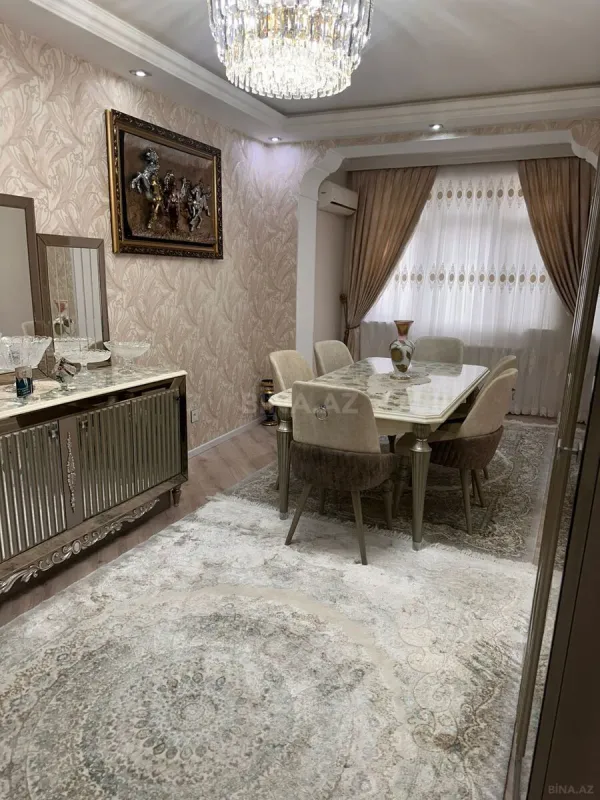 Satılır 3 otaqlı mənzil 120 m²