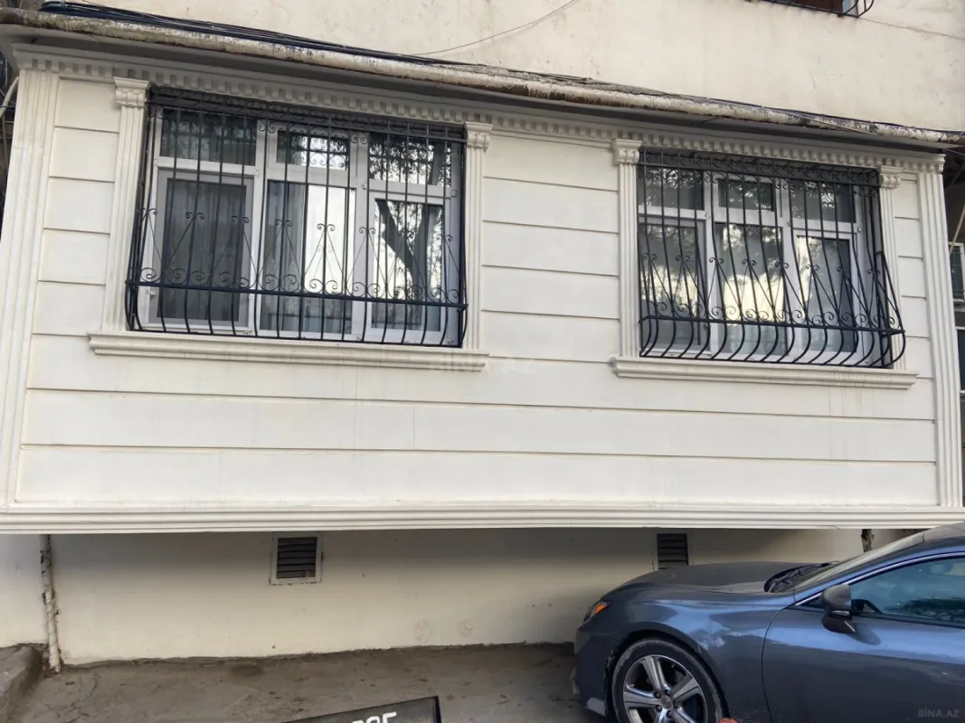 Satılır 3 otaqlı mənzil 120 m²