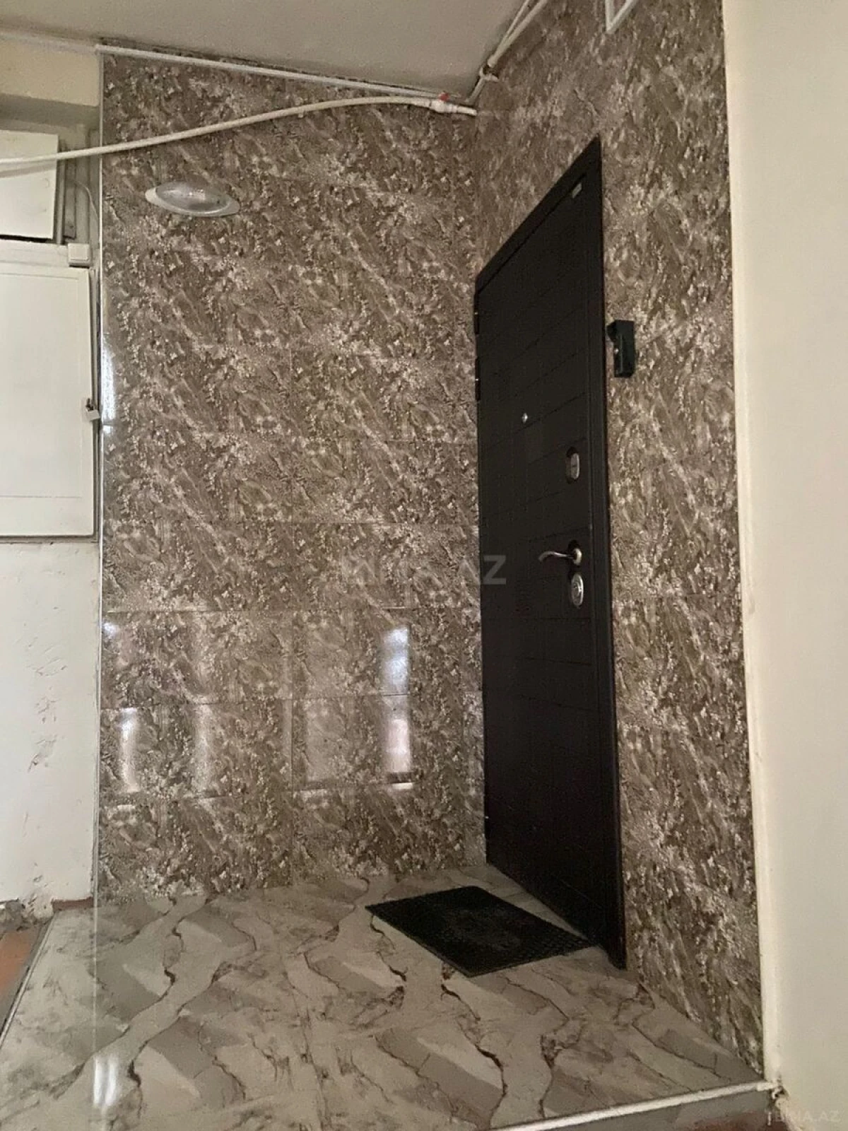 Satılır 3 otaqlı mənzil 120 m²