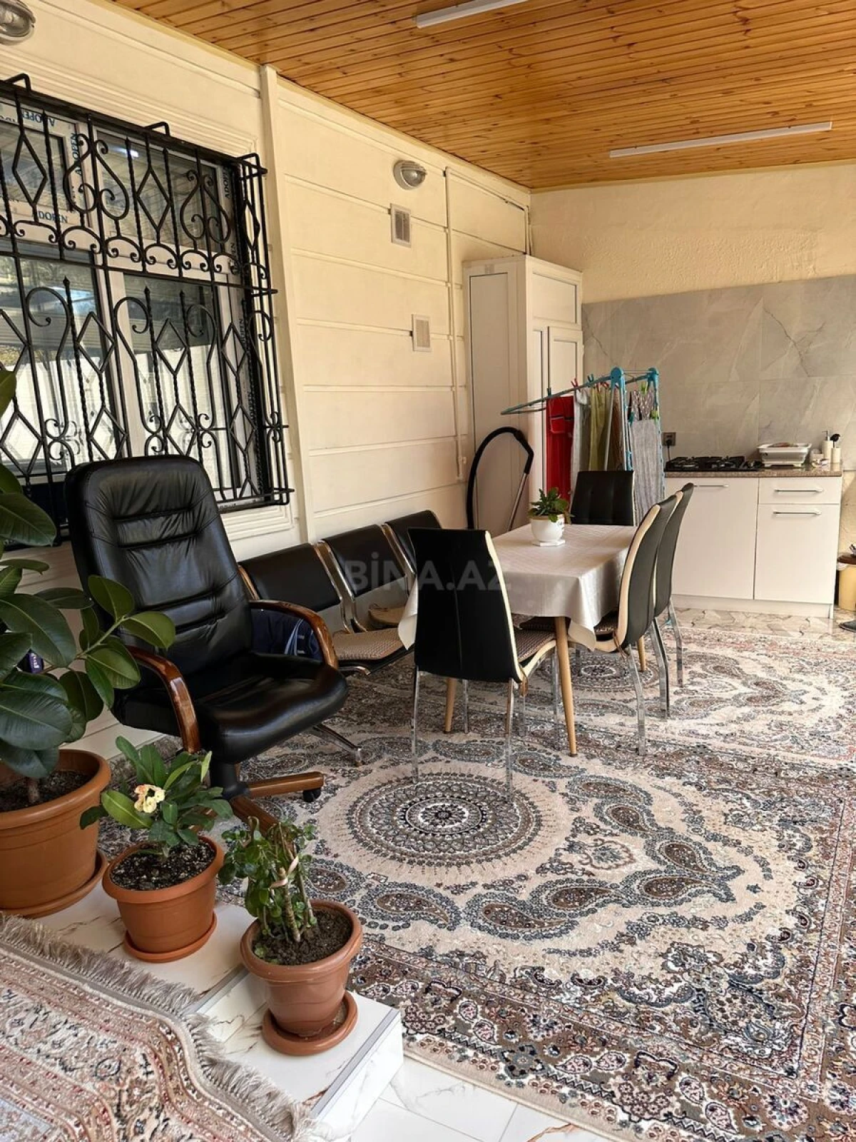 Satılır 3 otaqlı mənzil 120 m²