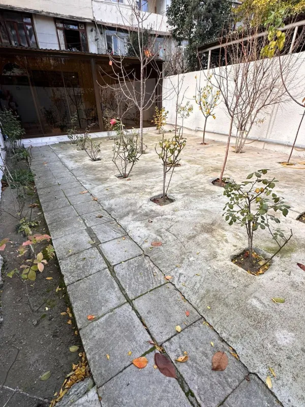 Satılır 3 otaqlı mənzil 120 m²