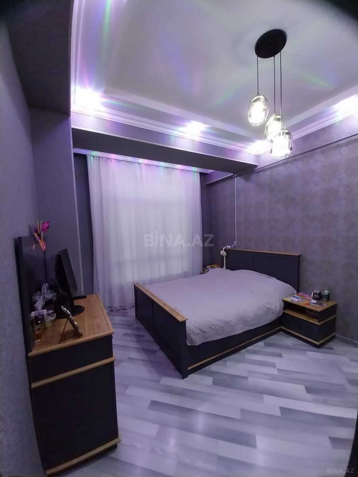 Satılır 2 otaqlı mənzil 60 m²