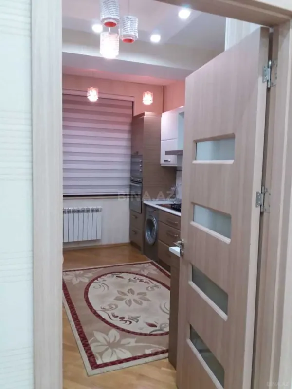 Satılır 3 otaqlı mənzil 125 m²