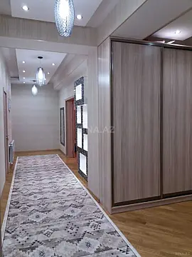 Satılır 3 otaqlı mənzil 125 m²