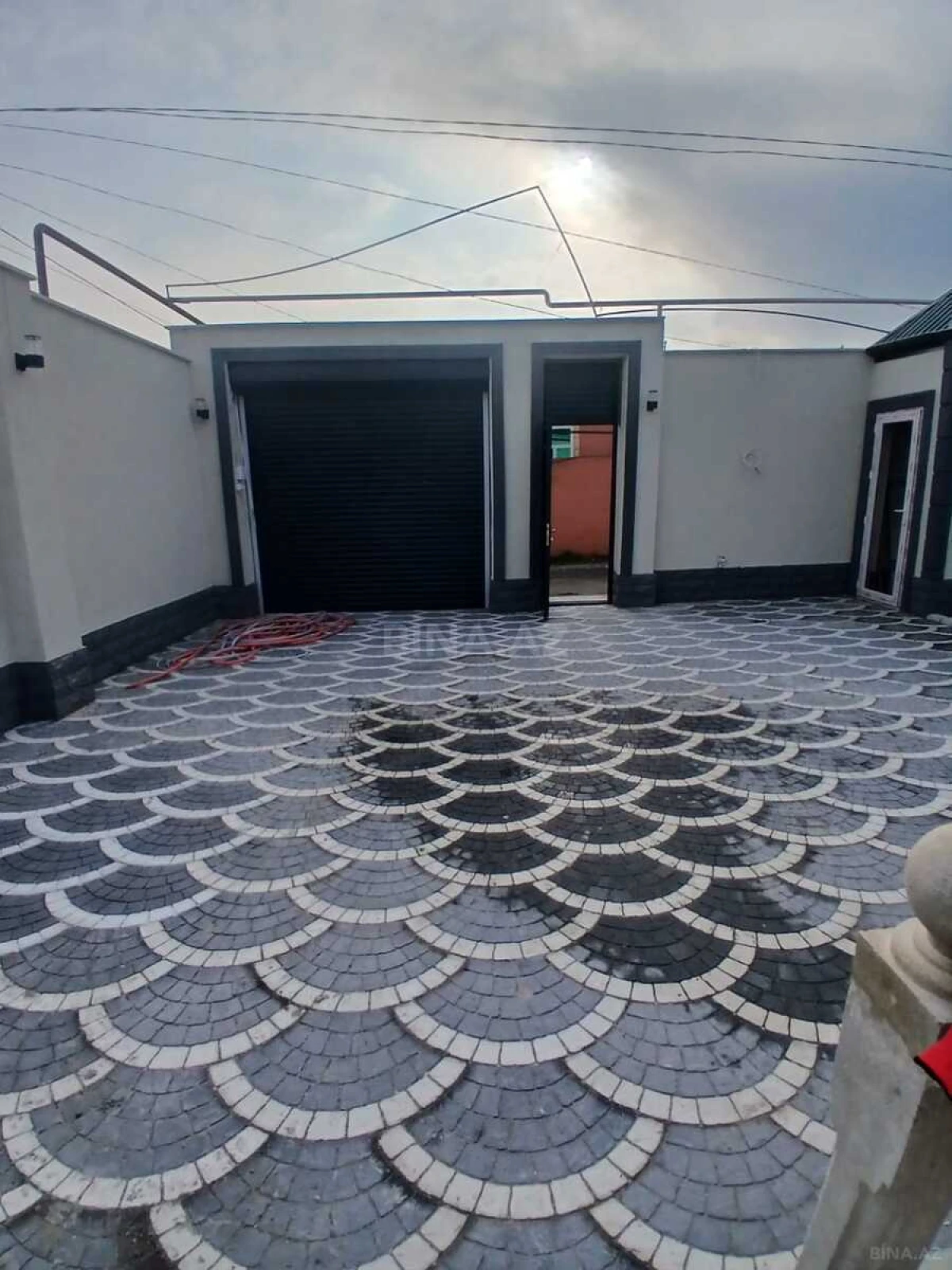 Satılır 4 otaqlı həyət evi 120 m²