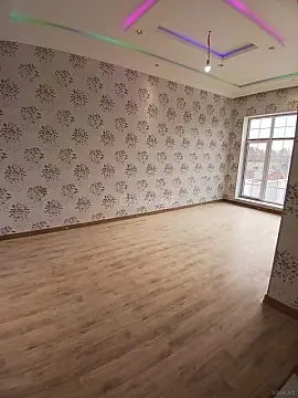 Satılır 7 otaqlı həyət evi 240 m²