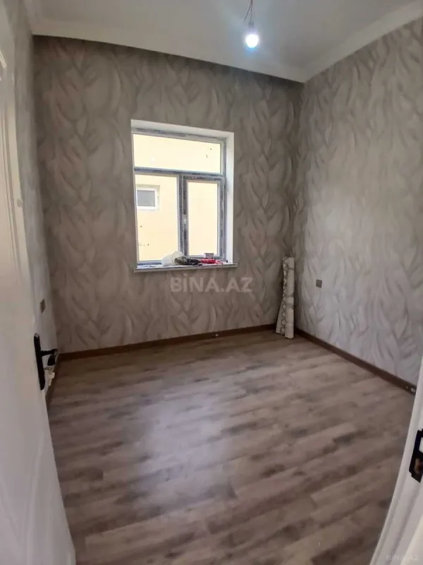 Satılır 7 otaqlı həyət evi 240 m²
