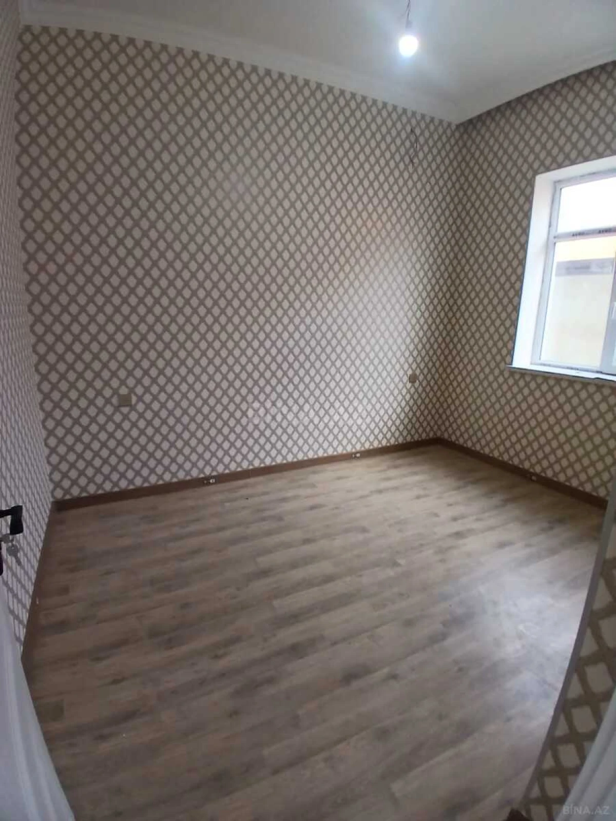 Satılır 7 otaqlı həyət evi 240 m²