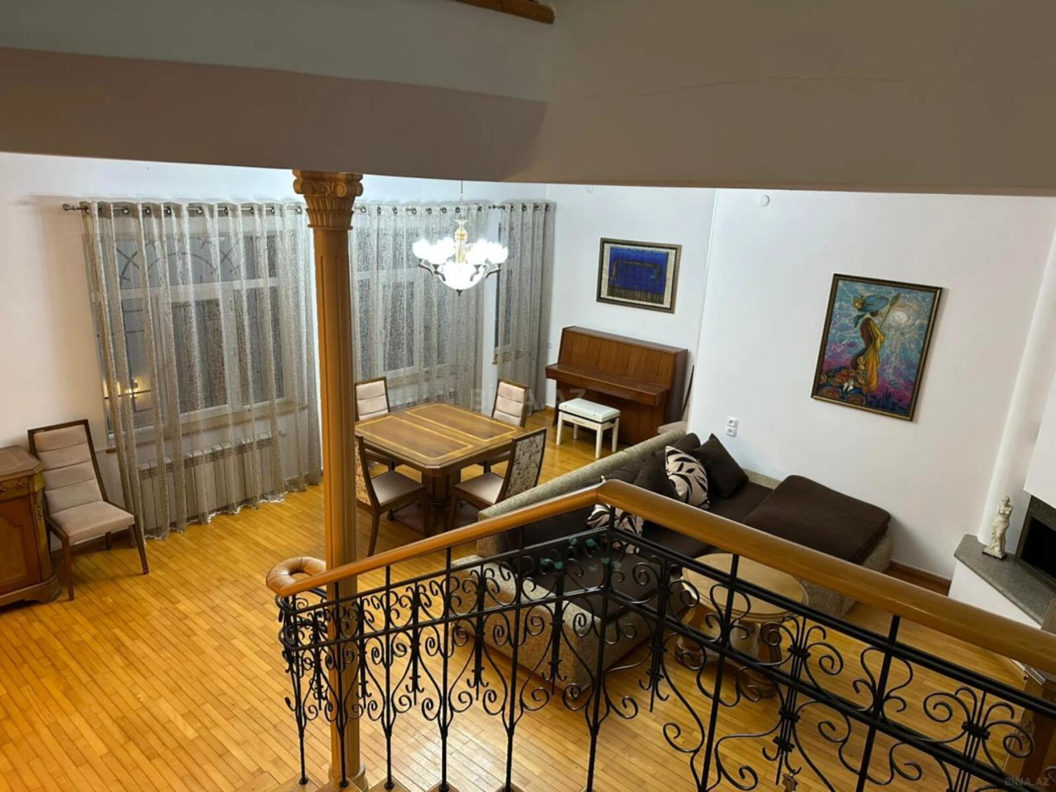 Kirayə verilir 6 otaqlı mənzil 220 m²