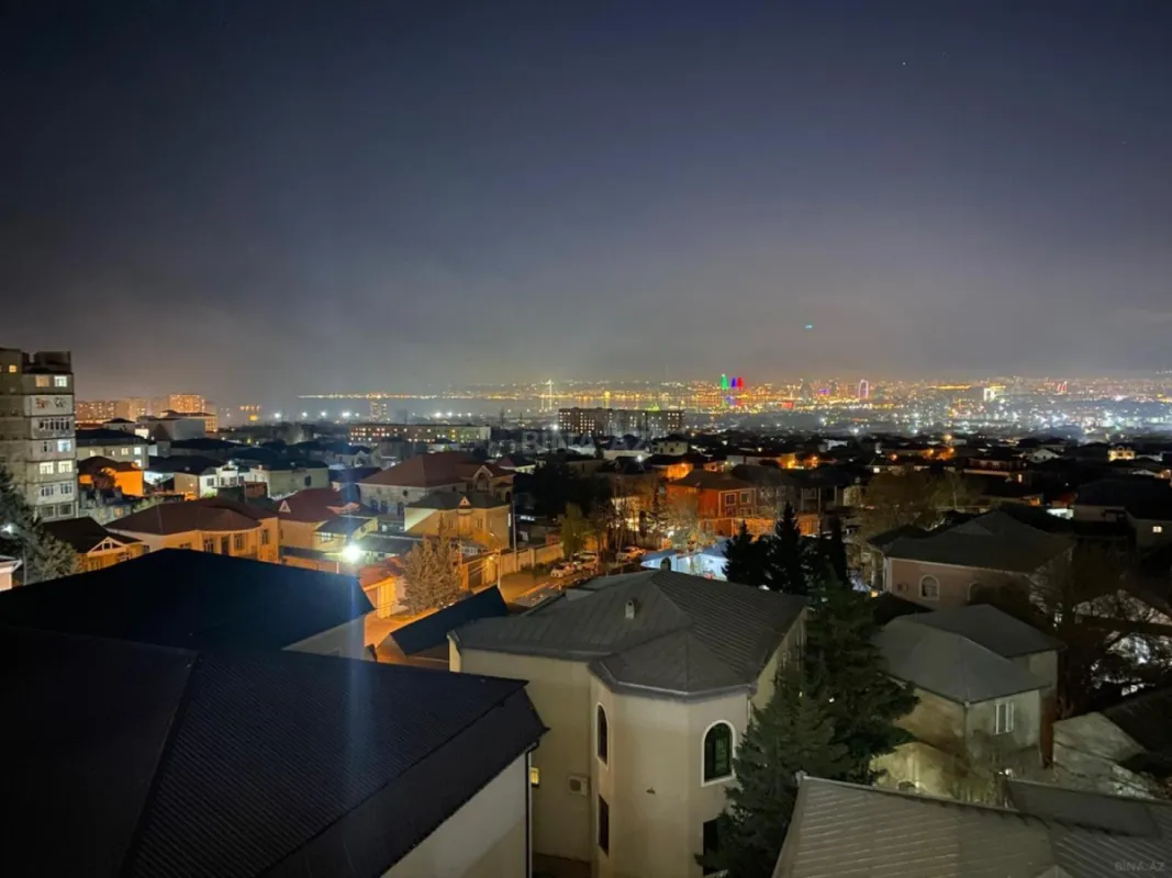 Satılır 2 otaqlı mənzil 81 m²