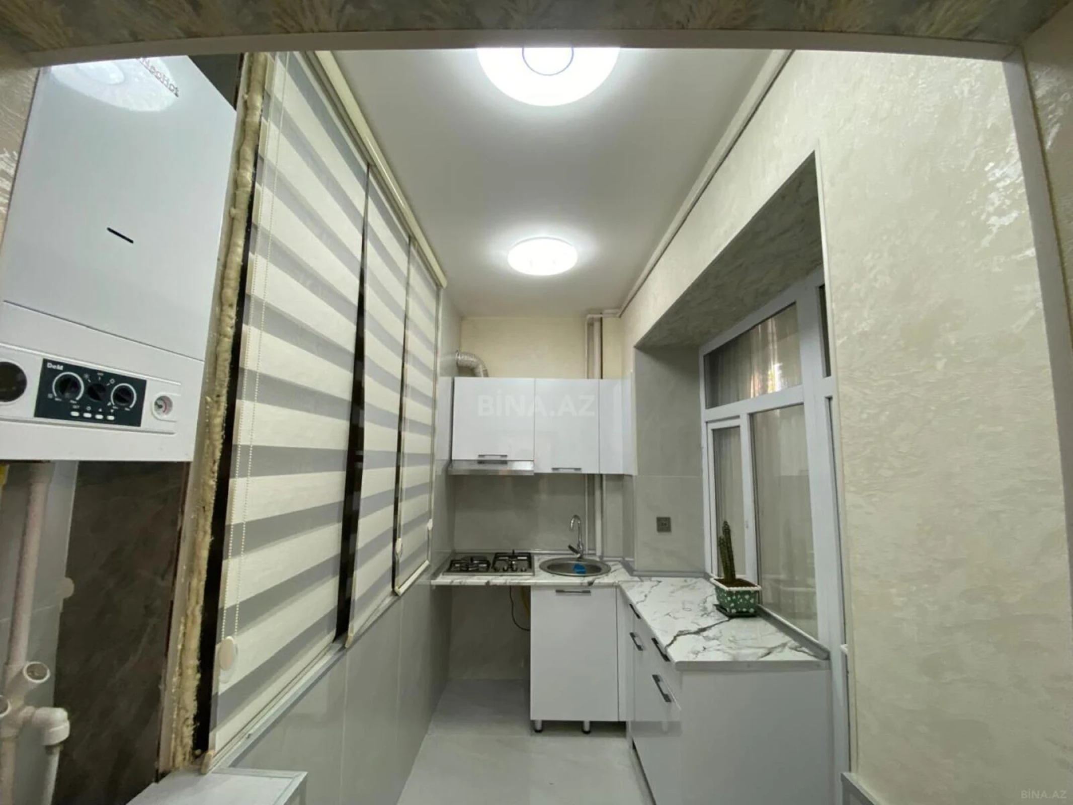 Satılır 2 otaqlı mənzil 81 m²