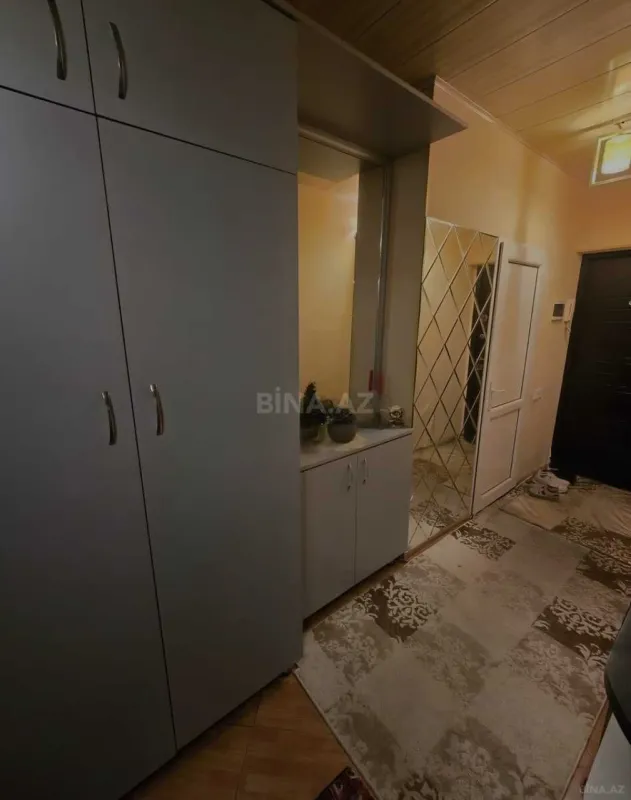 Satılır 2 otaqlı mənzil 67 m²