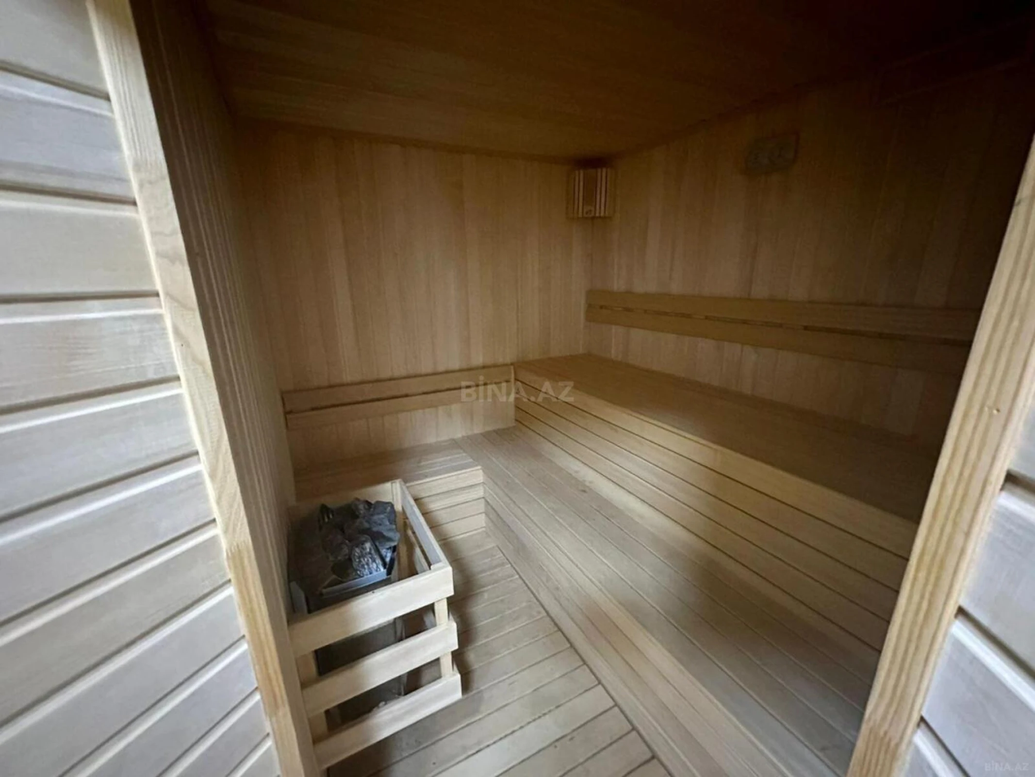 Kirayə verilir 6 otaqlı həyət evi 500 m²