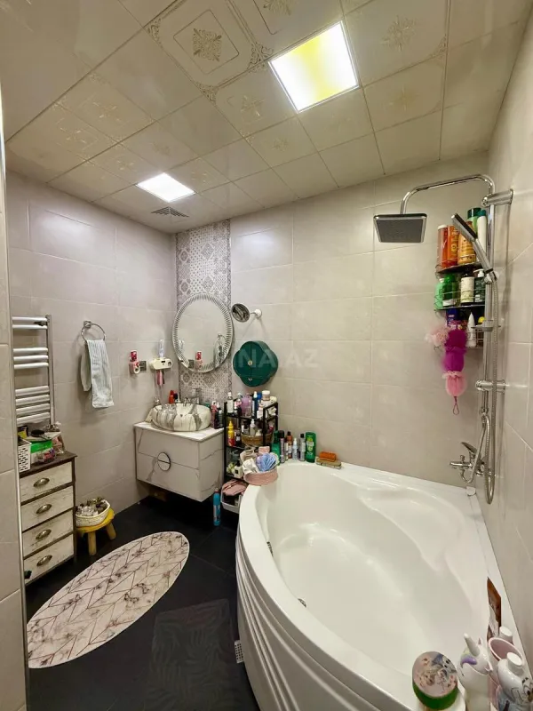 Satılır 2 otaqlı mənzil 80 m²