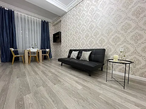 Kirayə verilir 2 otaqlı mənzil 54 m²
