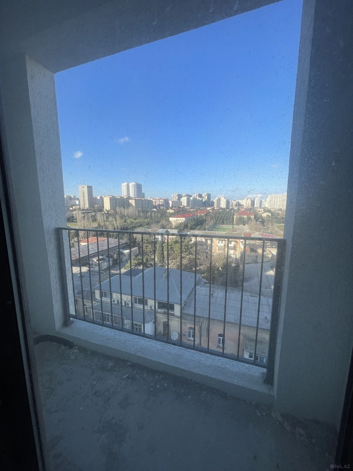 Satılır 2 otaqlı mənzil 69 m²