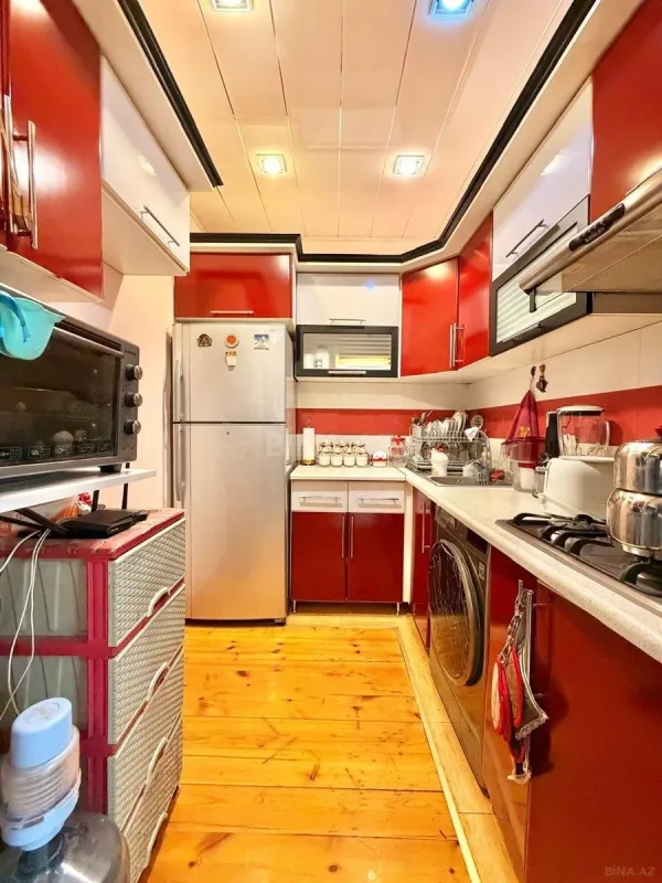 Satılır 2 otaqlı mənzil 60 m²